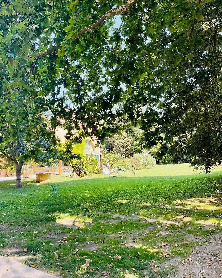 La Bambouseraie De Sulauze Miramas Homestay