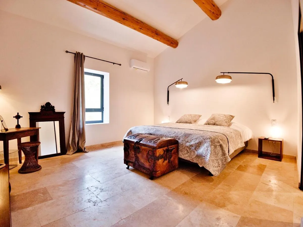 Homestay La Bambouseraie De Sulauze Miramas