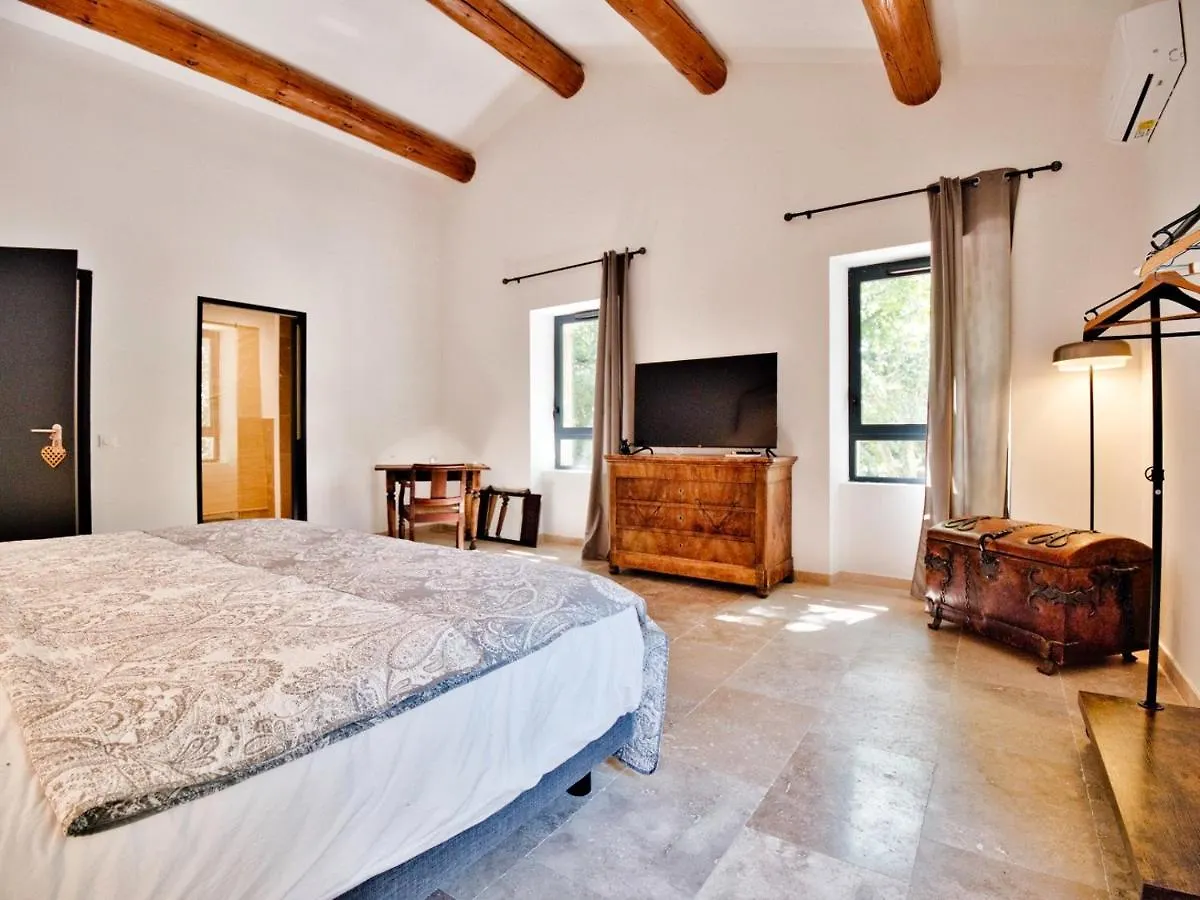 Homestay La Bambouseraie De Sulauze Miramas
