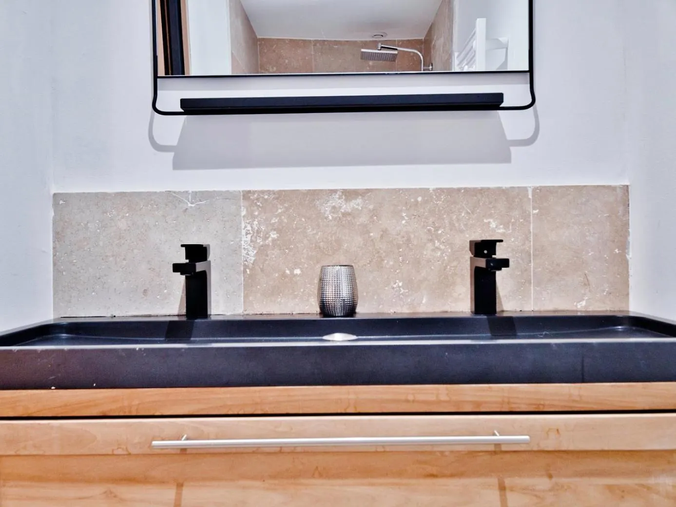 Homestay La Bambouseraie De Sulauze Miramas
