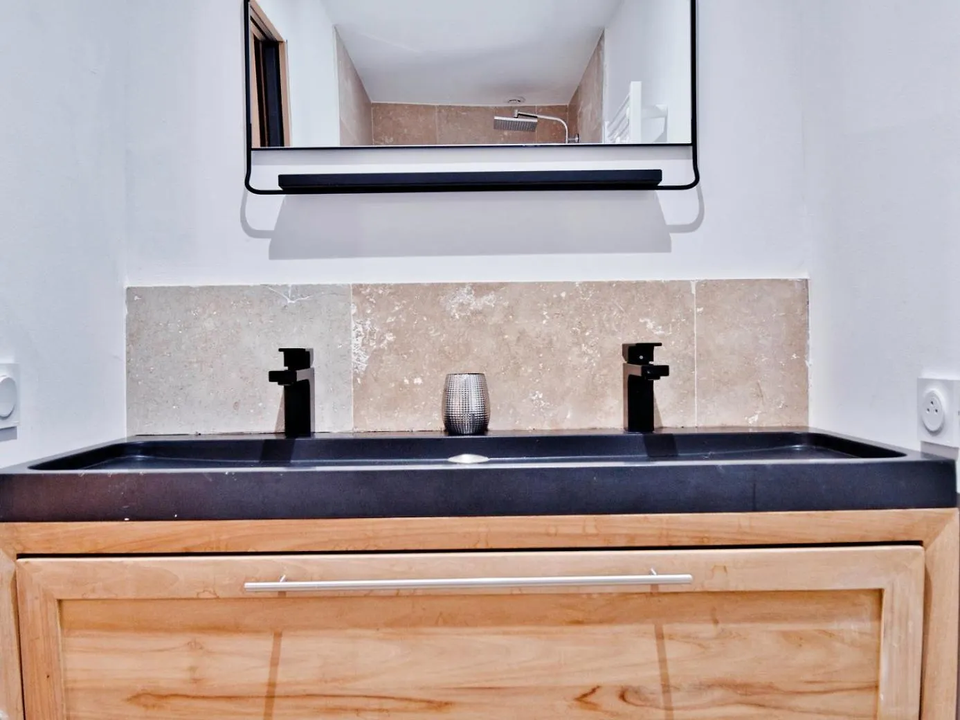 Homestay La Bambouseraie De Sulauze Miramas