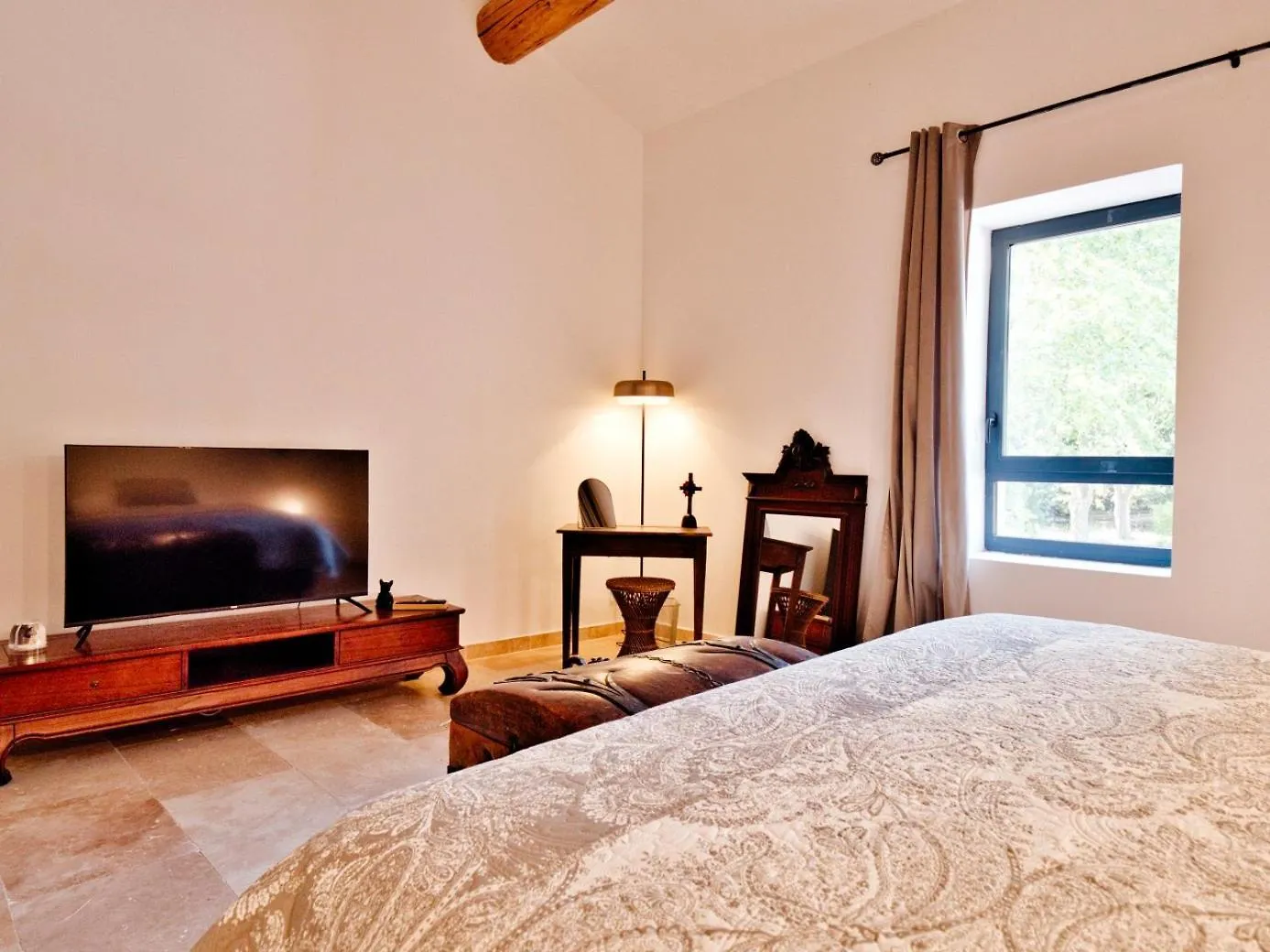 La Bambouseraie De Sulauze Miramas Homestay
